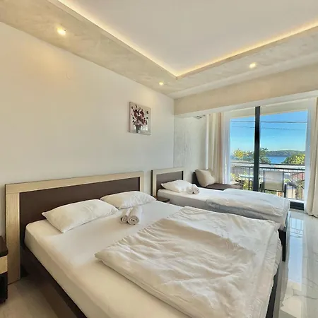 Beachfront Palma - Jaz *