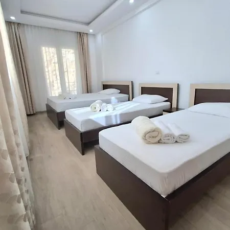 Beachfront Palma - Jaz Гостьовий будинок