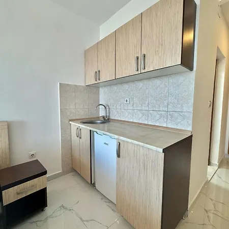 Гостьовий будинок Beachfront Palma - Jaz Будва
