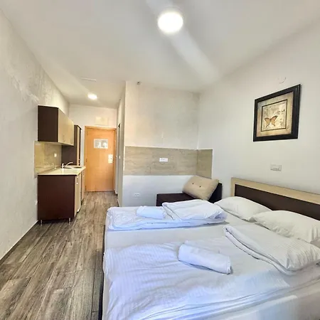 Гостьовий будинок Beachfront Palma - Jaz