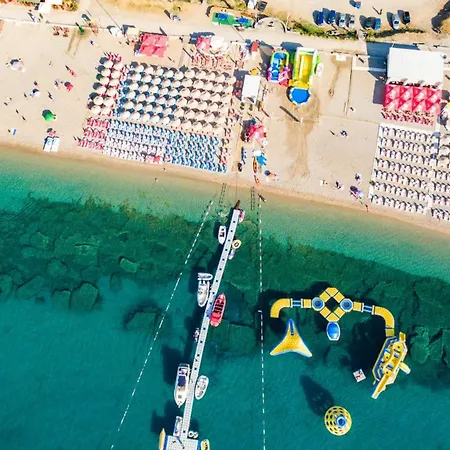 Гостьовий будинок Beachfront Palma - Jaz
